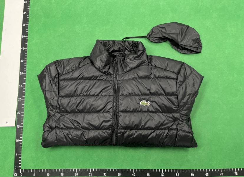  LACOSTE down coat
