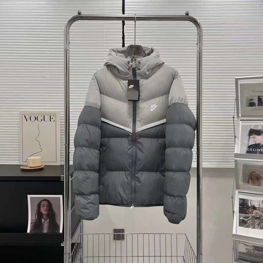 TNike down jacket