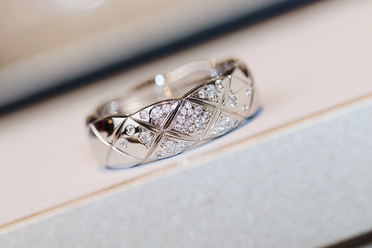 Chanel diamond pattern ring