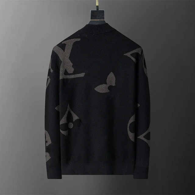LV sweater 11