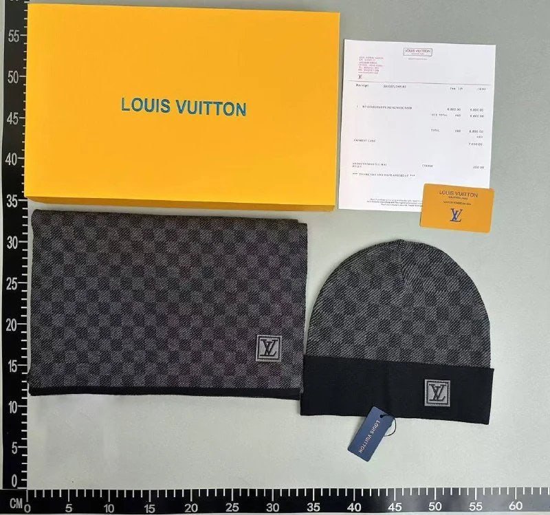  LV Beanie knitted hat Louis Vuitton Scarf Set RALPH LAUREN cap RALPH LAUREN Scarf （30+ Styles)