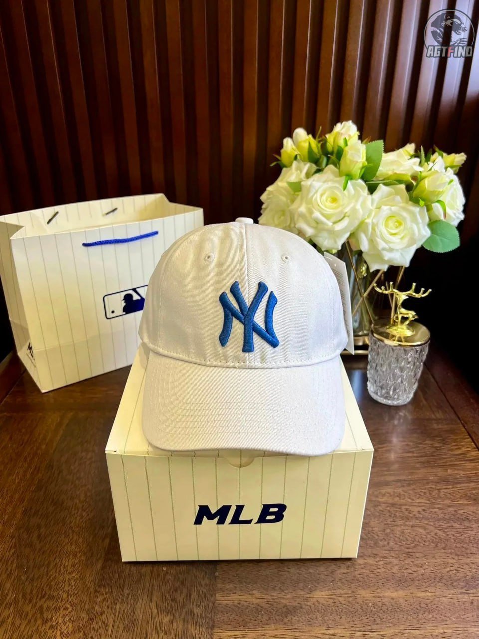 MLB hat